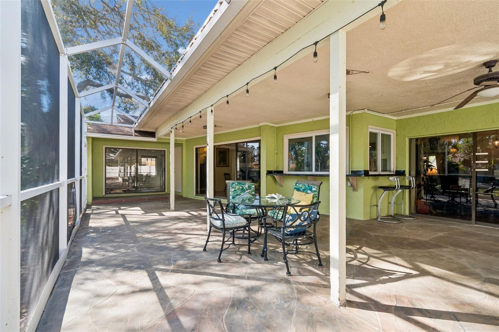 THE VILLAGE WEST - Residential