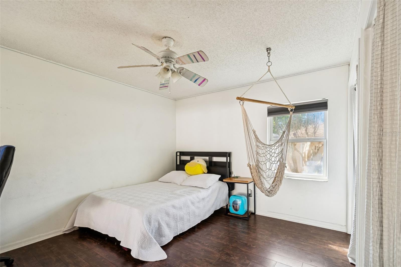 THE VILLAGE WEST - Residential