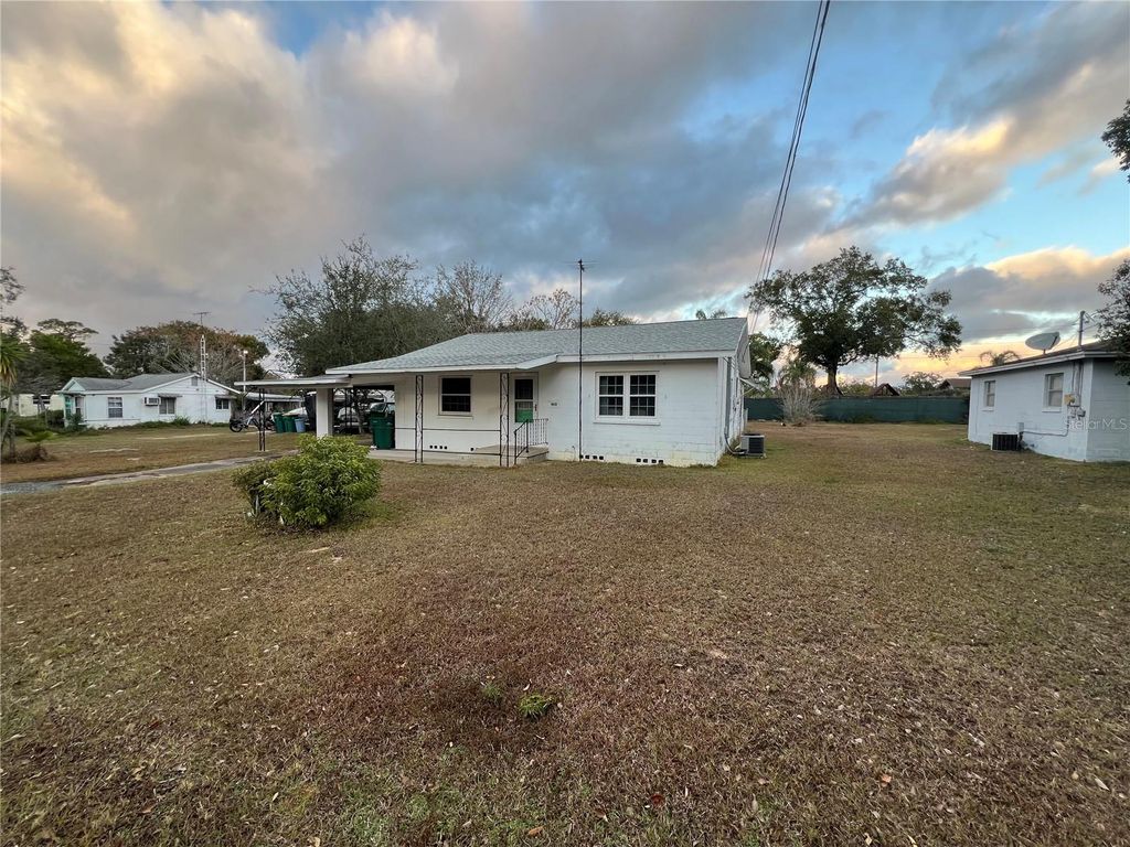 Photo of 1613 Belmont Avenue, Eustis, FL 32726 (MLS # G5106926)