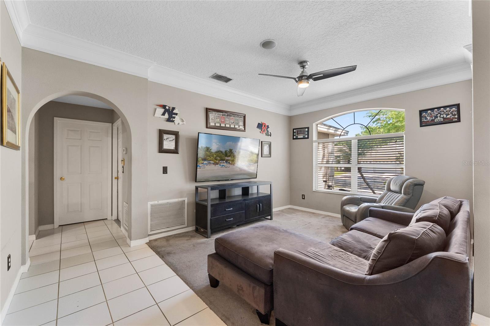 8611 DOVER OAKS COURT