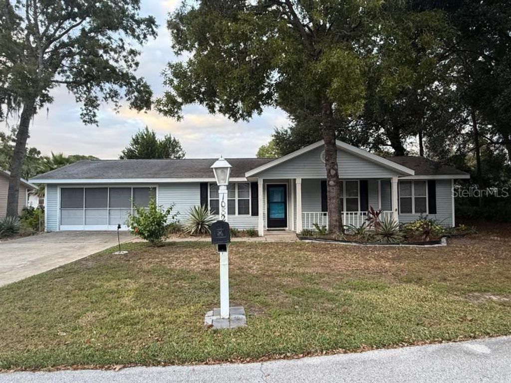 Photo of 10823 SW 83rd Avenue, Ocala, FL 34481 (MLS # O6351497)