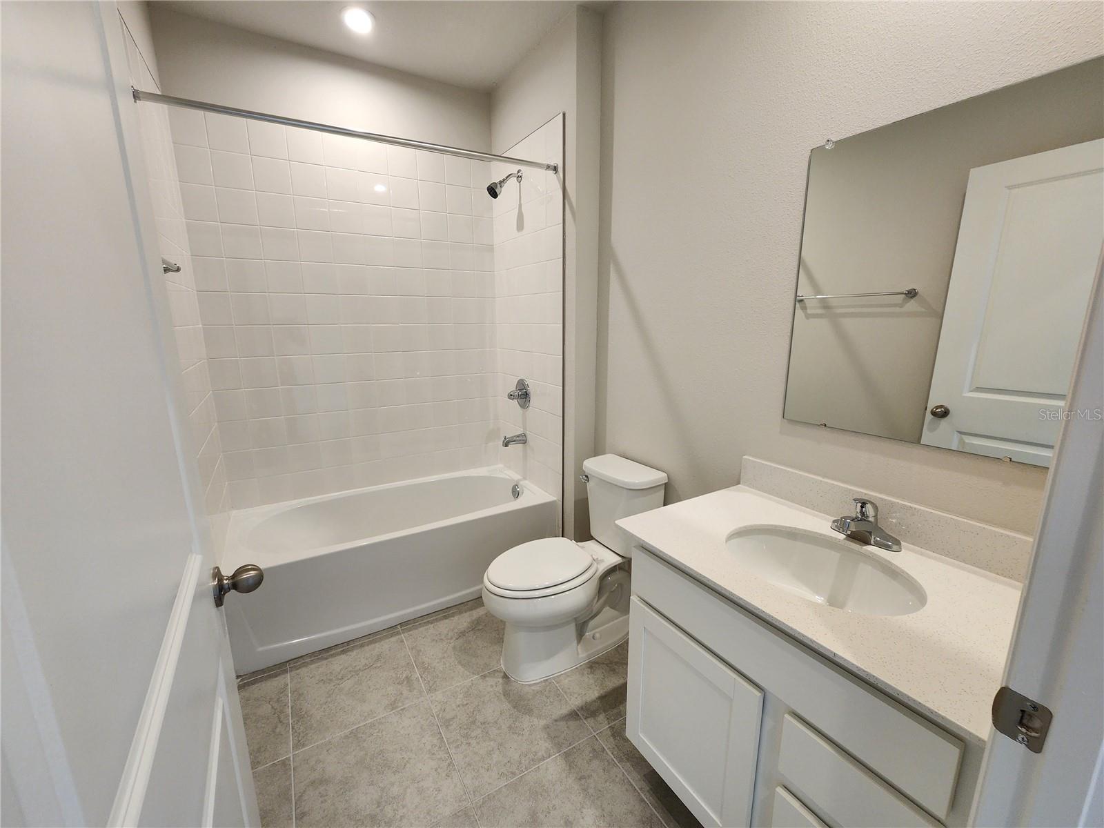 HILLWOOD PH I, II & III - Residential Lease