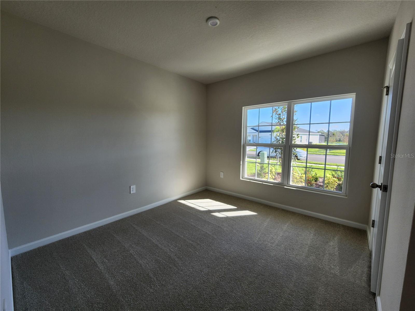 HILLWOOD PH I, II & III - Residential Lease