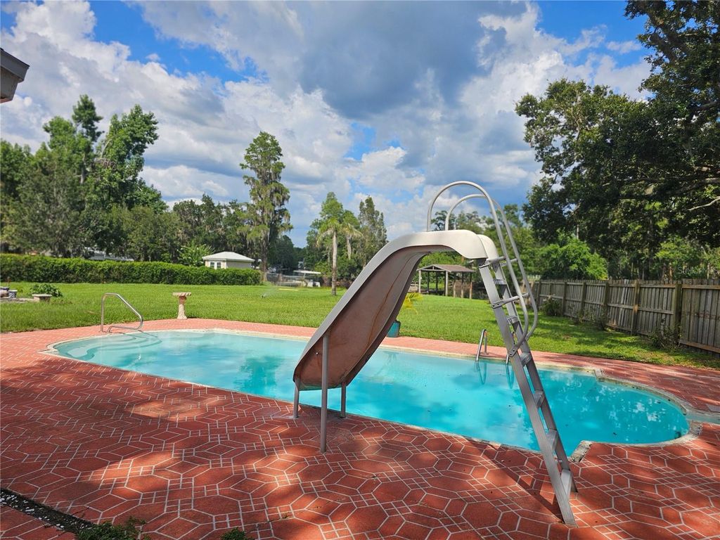Photo of 2014 Nancy Avenue, Lutz, FL 33548 (MLS # TB8399593)
