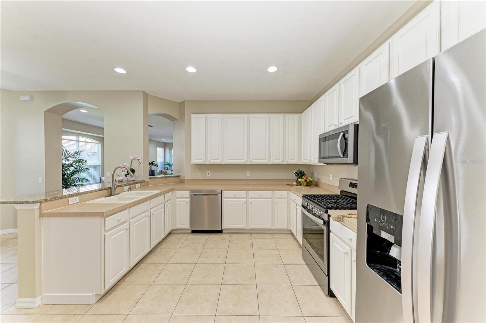 LAKEWOOD RANCH COUNTRY CLUB VILLAGE H - Residential