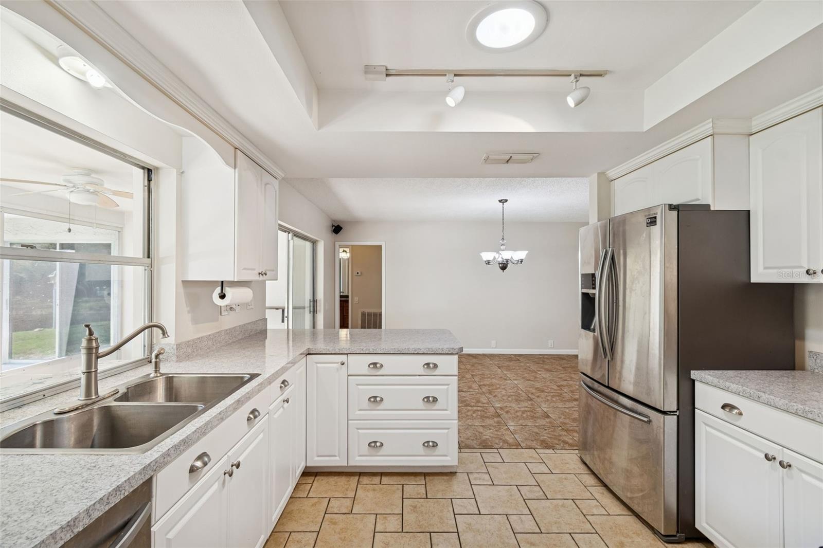 FAIRWAY SPRINGS - Residential