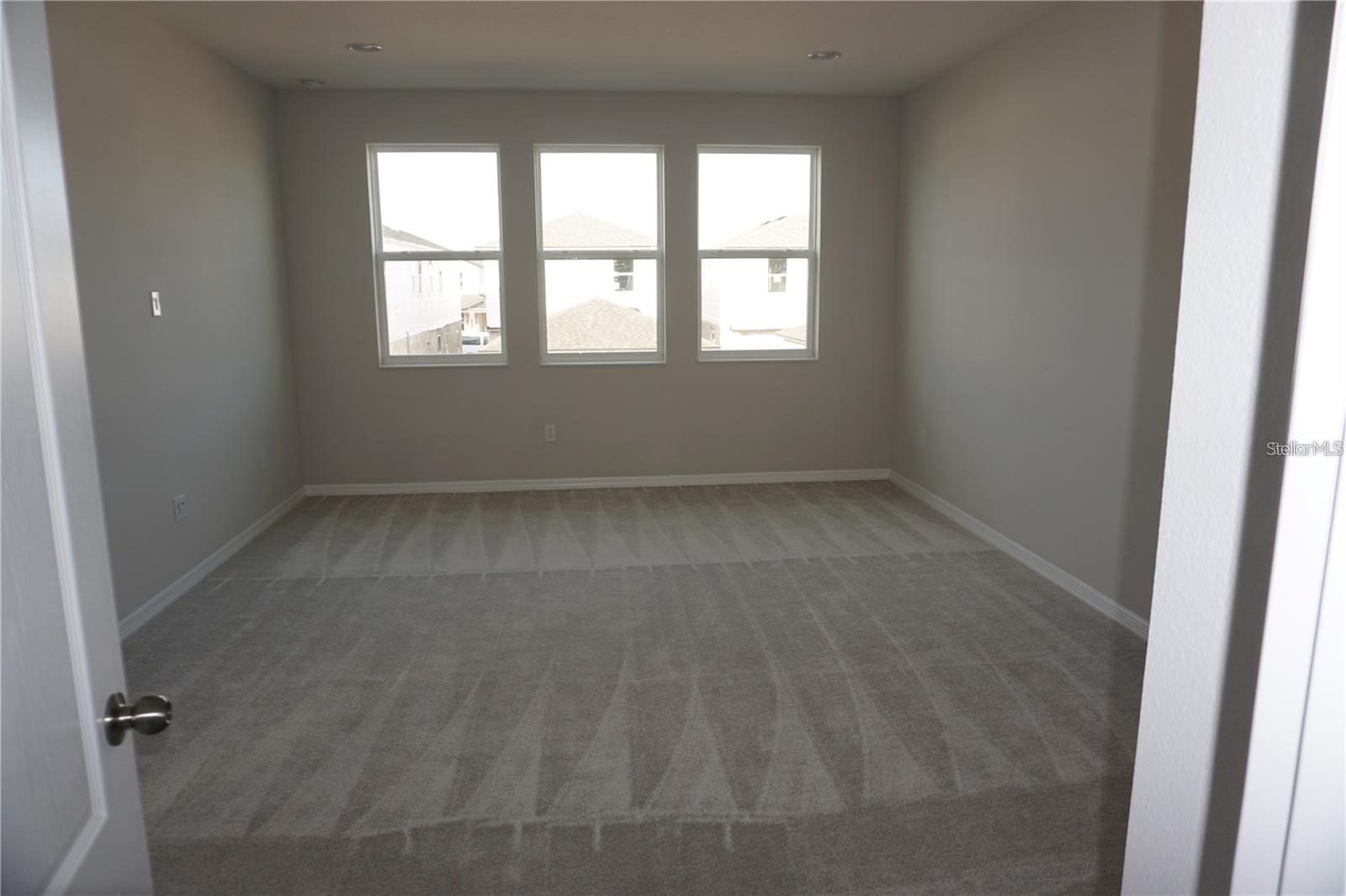 ENCORE/OVATION-PH 3 - Residential Lease