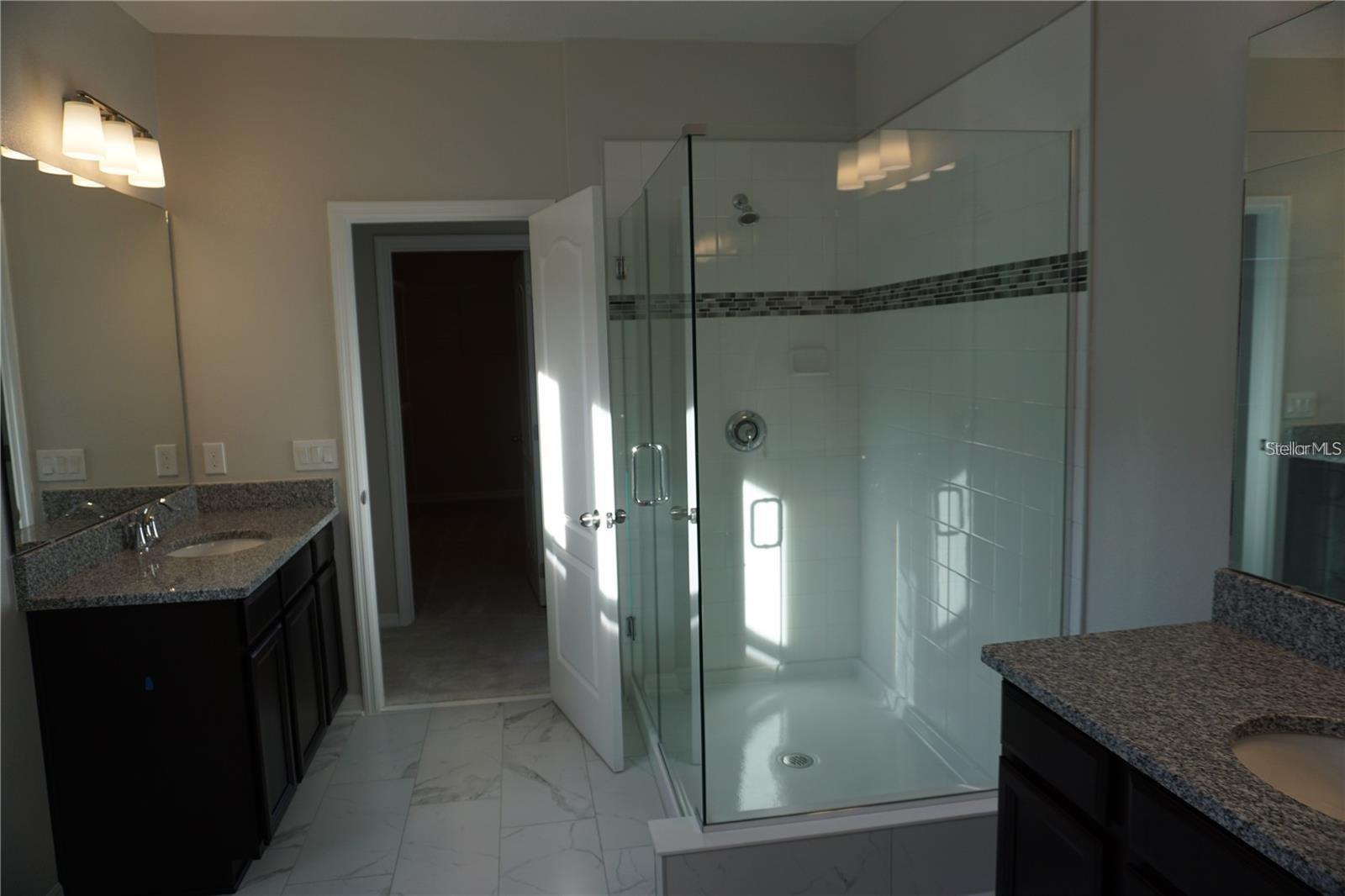 ENCORE/OVATION-PH 3 - Residential Lease