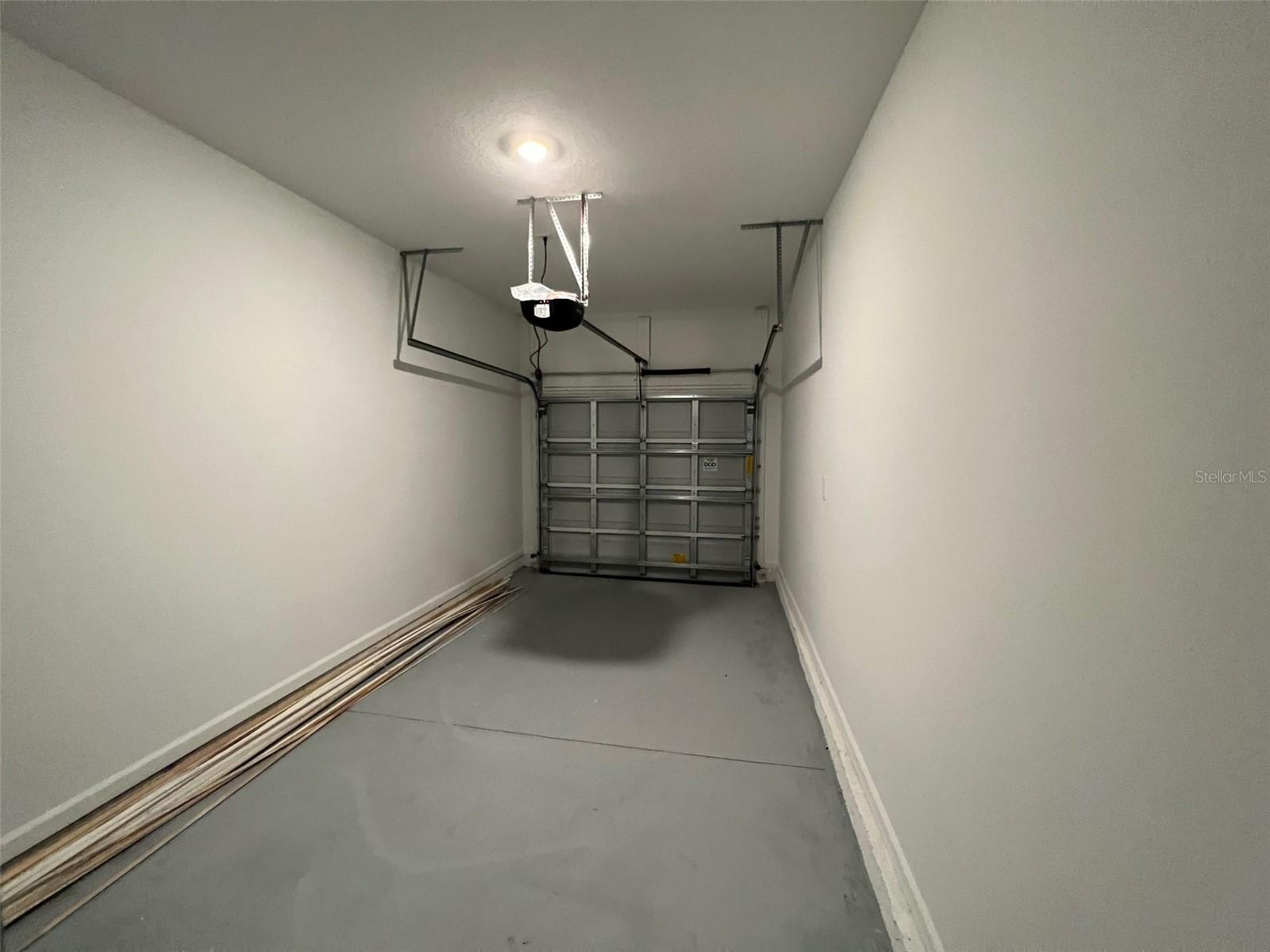 LAKE WILSON - Residential Lease