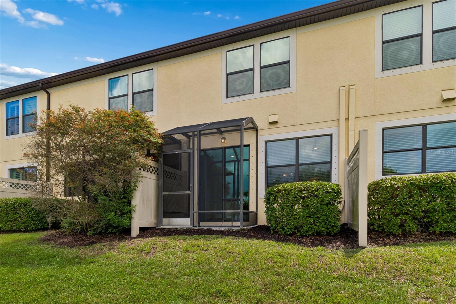 WEST LAKE TWNHMS PH 1 - Residential