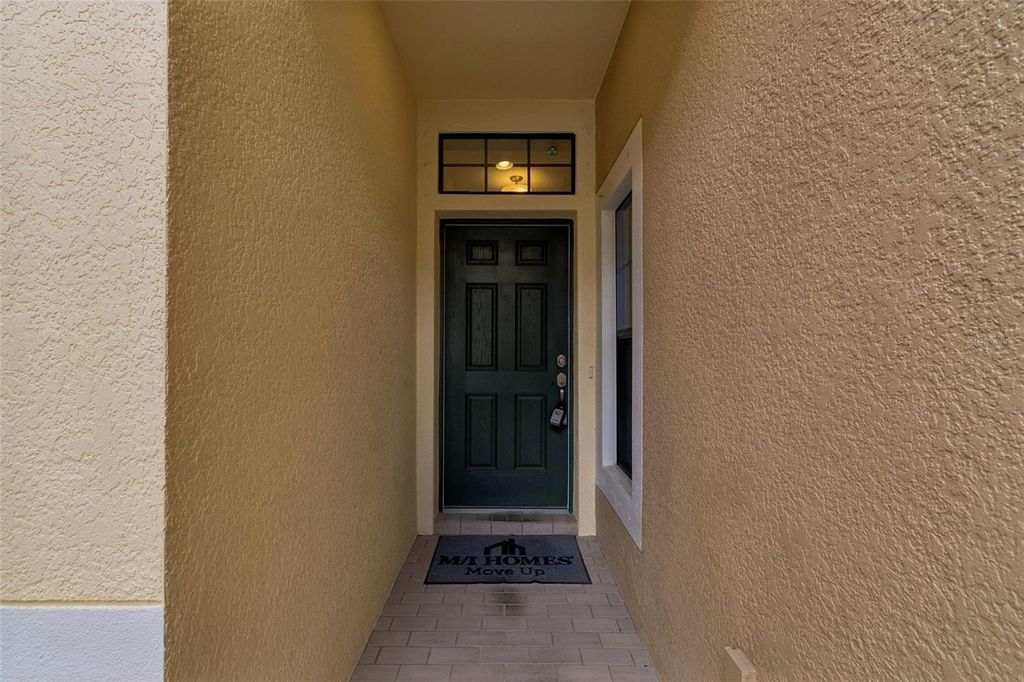 Photo of 11618 Crowned Sparrow Lane, Tampa, FL 33626 (MLS # TB8509107)