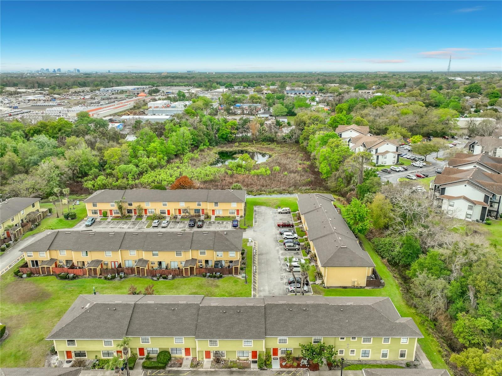 HIDDEN OAKS CONDO PH 04 - Residential