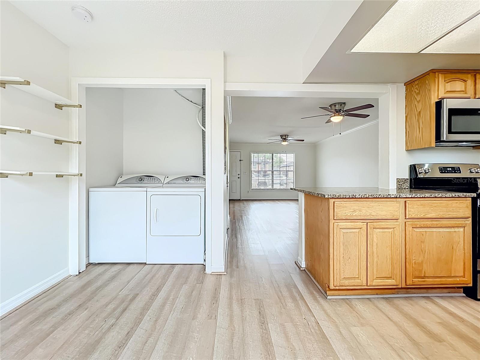 HIDDEN OAKS CONDO PH 04 - Residential