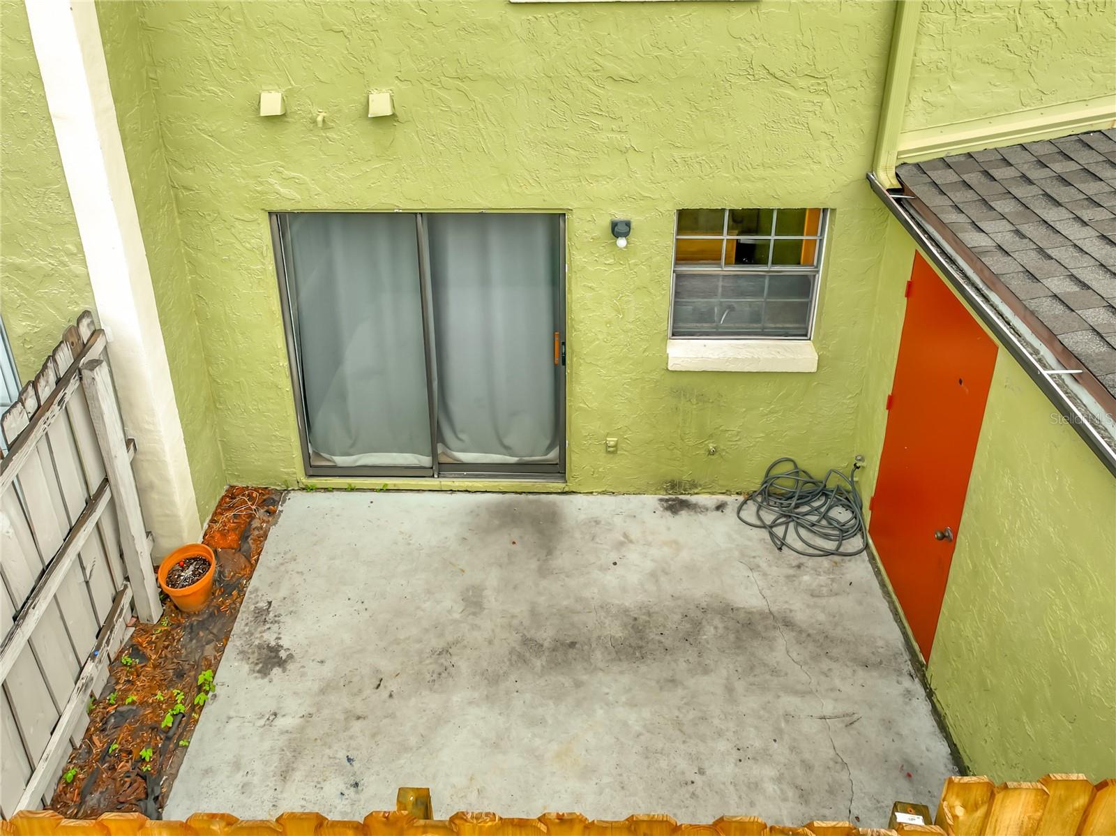 HIDDEN OAKS CONDO PH 04 - Residential