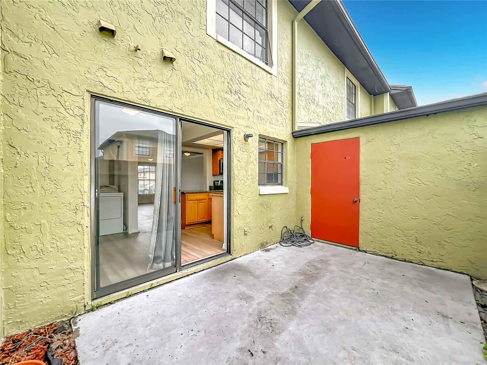 HIDDEN OAKS CONDO PH 04 - Residential