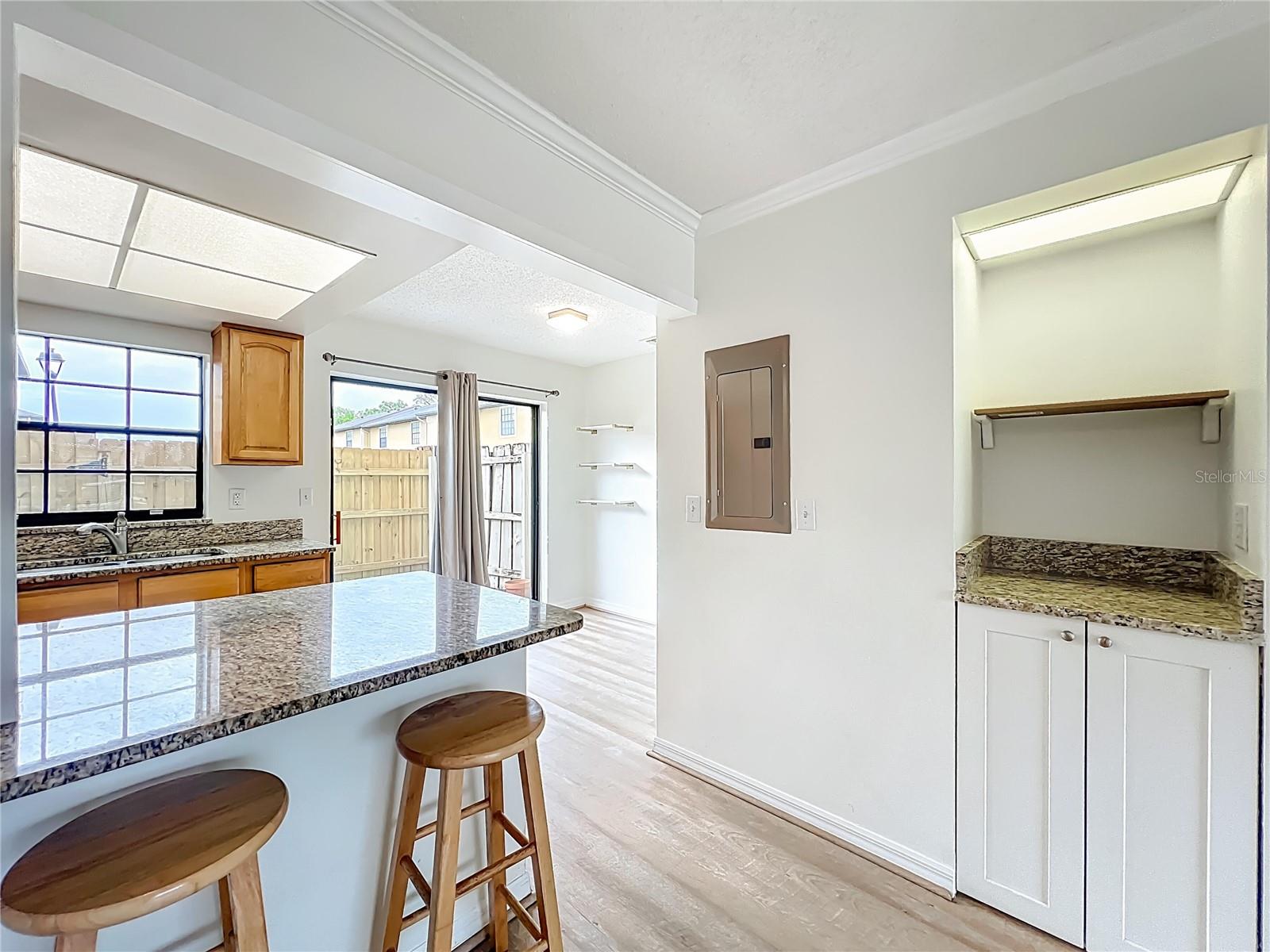 HIDDEN OAKS CONDO PH 04 - Residential