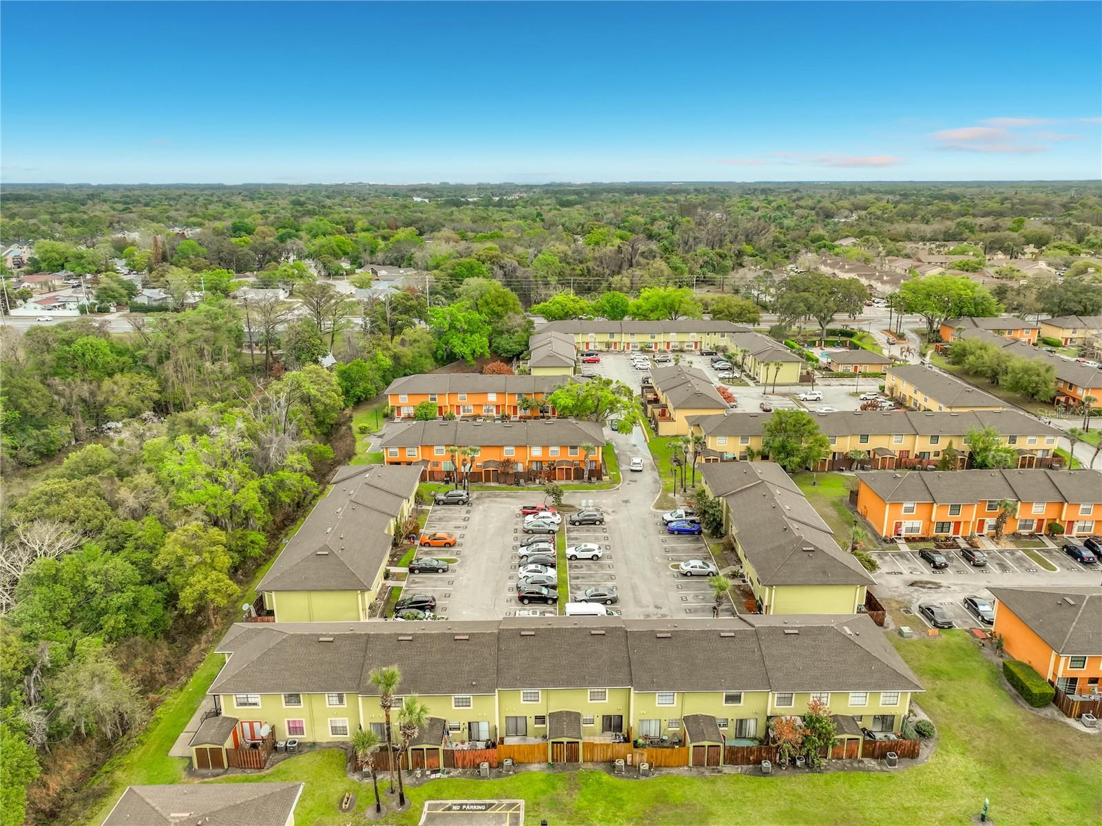 HIDDEN OAKS CONDO PH 04 - Residential