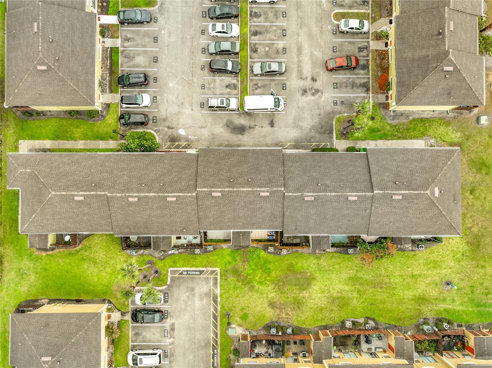 HIDDEN OAKS CONDO PH 04 - Residential