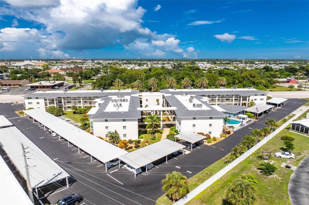 Photo of 708 Tamiami Trail S #317, Venice, FL 34285 (MLS # D6148592)