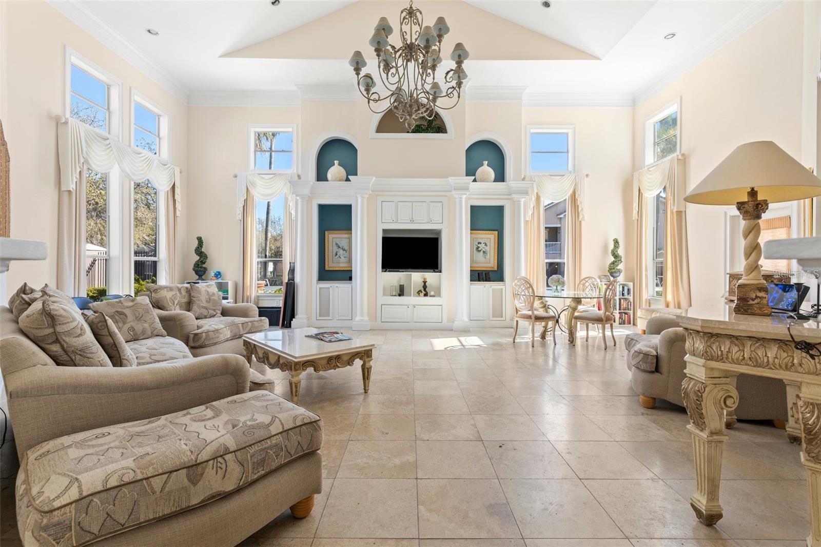 THE VILLAS CONDO - Residential