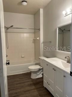THE VILLAS CONDO - Residential