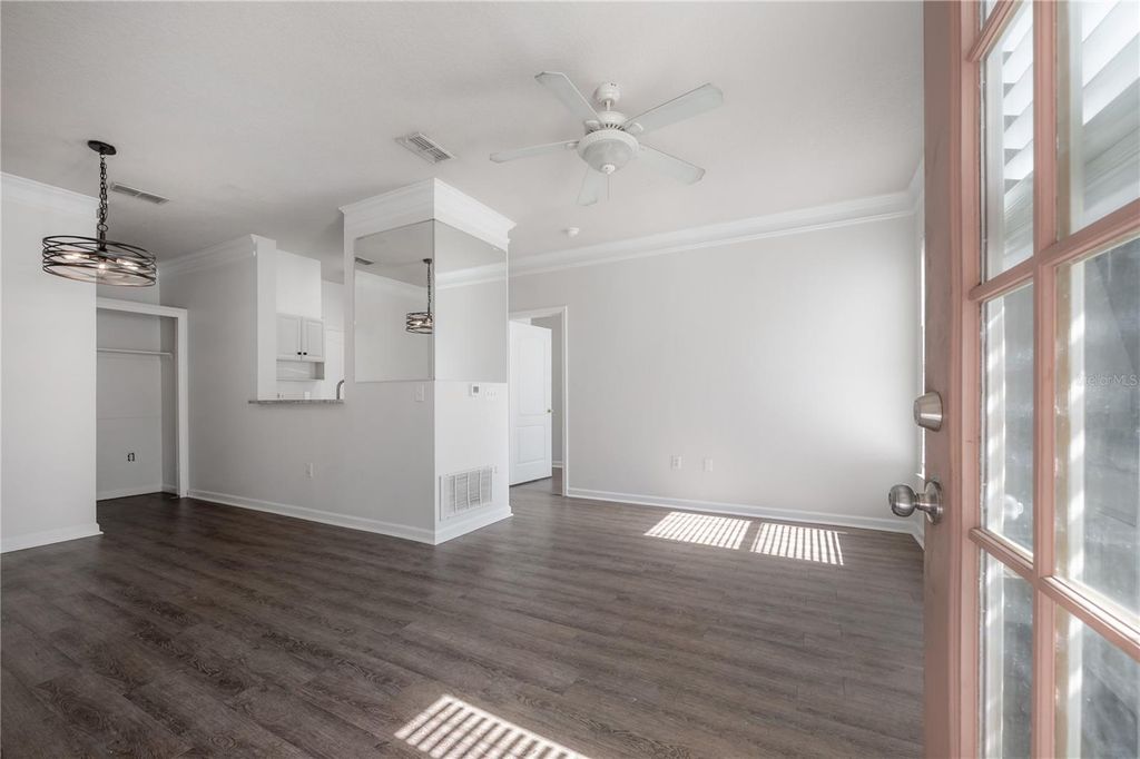 Photo of 10405 Villa View Circle #10405, Tampa, FL 33647 (MLS # TB8433191)