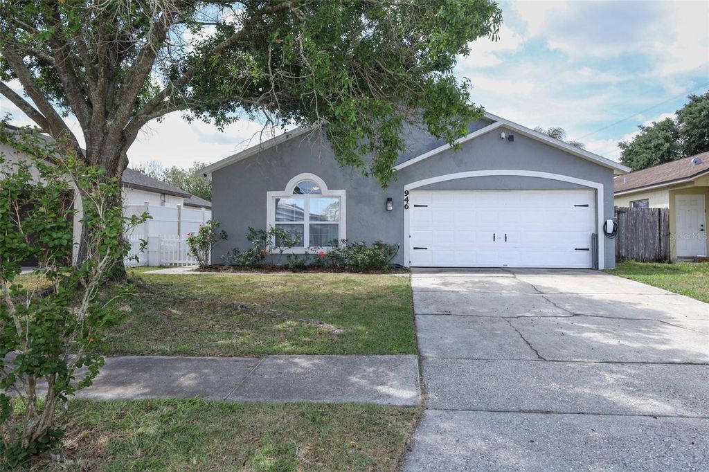 Photo of 946 Vista Palma Way, Orlando, FL 32825 (MLS # O6403718)