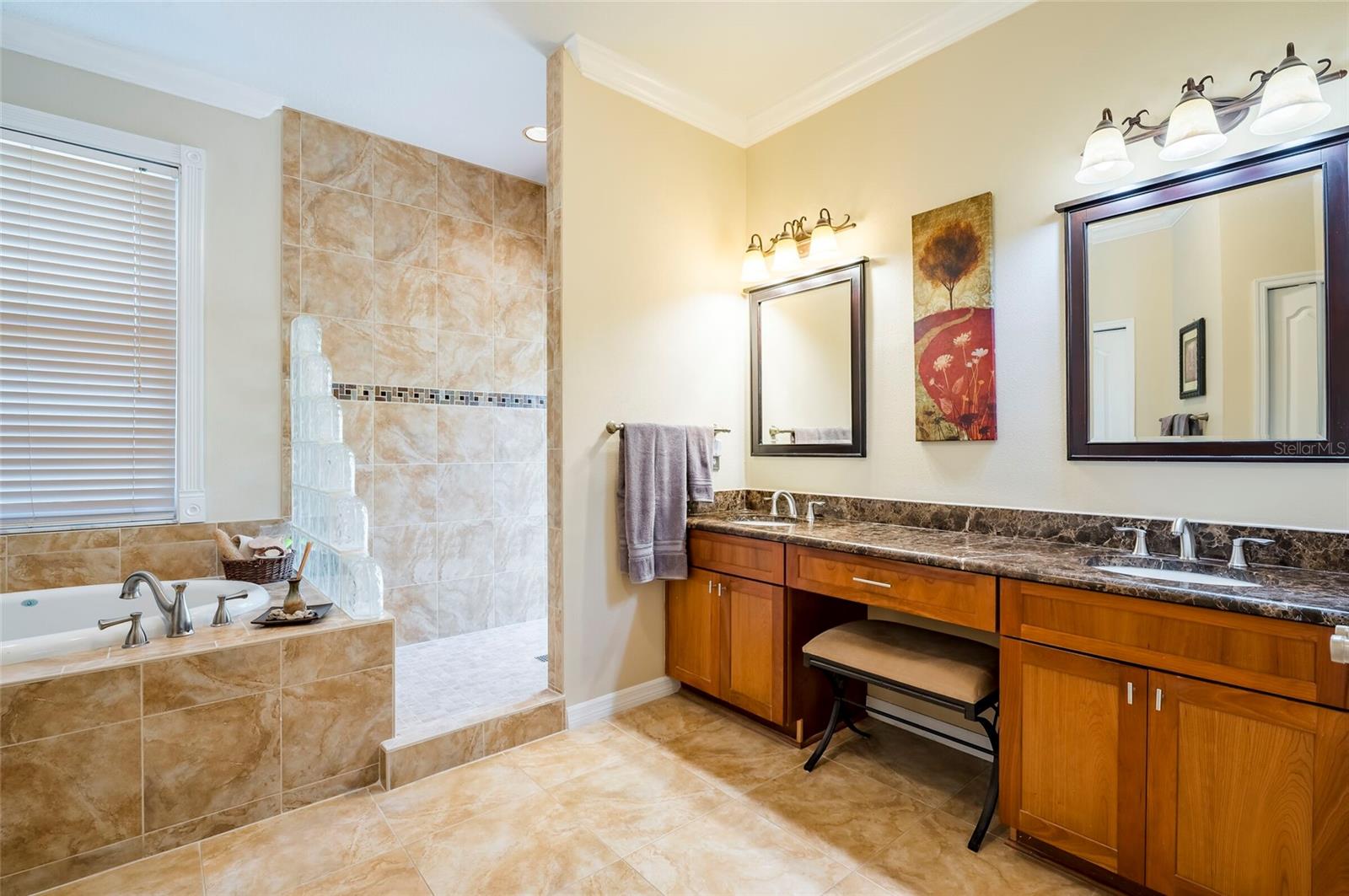 WILLOW BEND - Residential