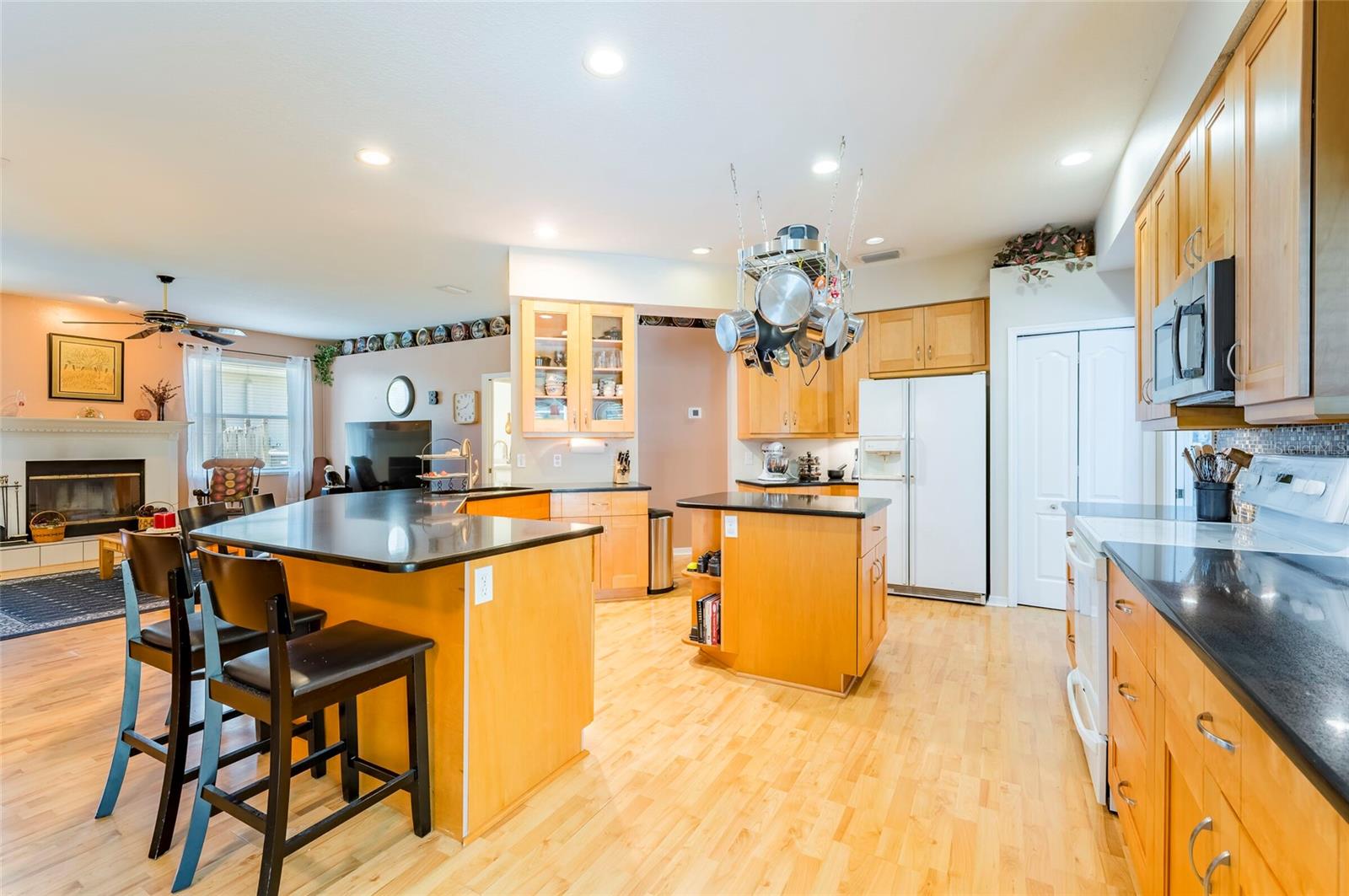 WILLOW BEND - Residential