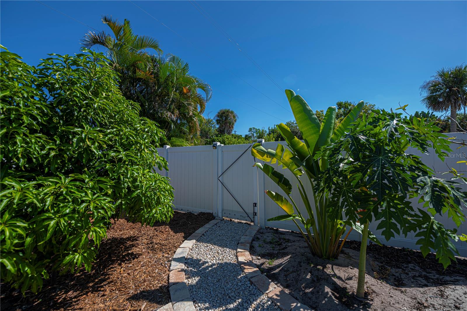 SOUTH VENICE - Residential