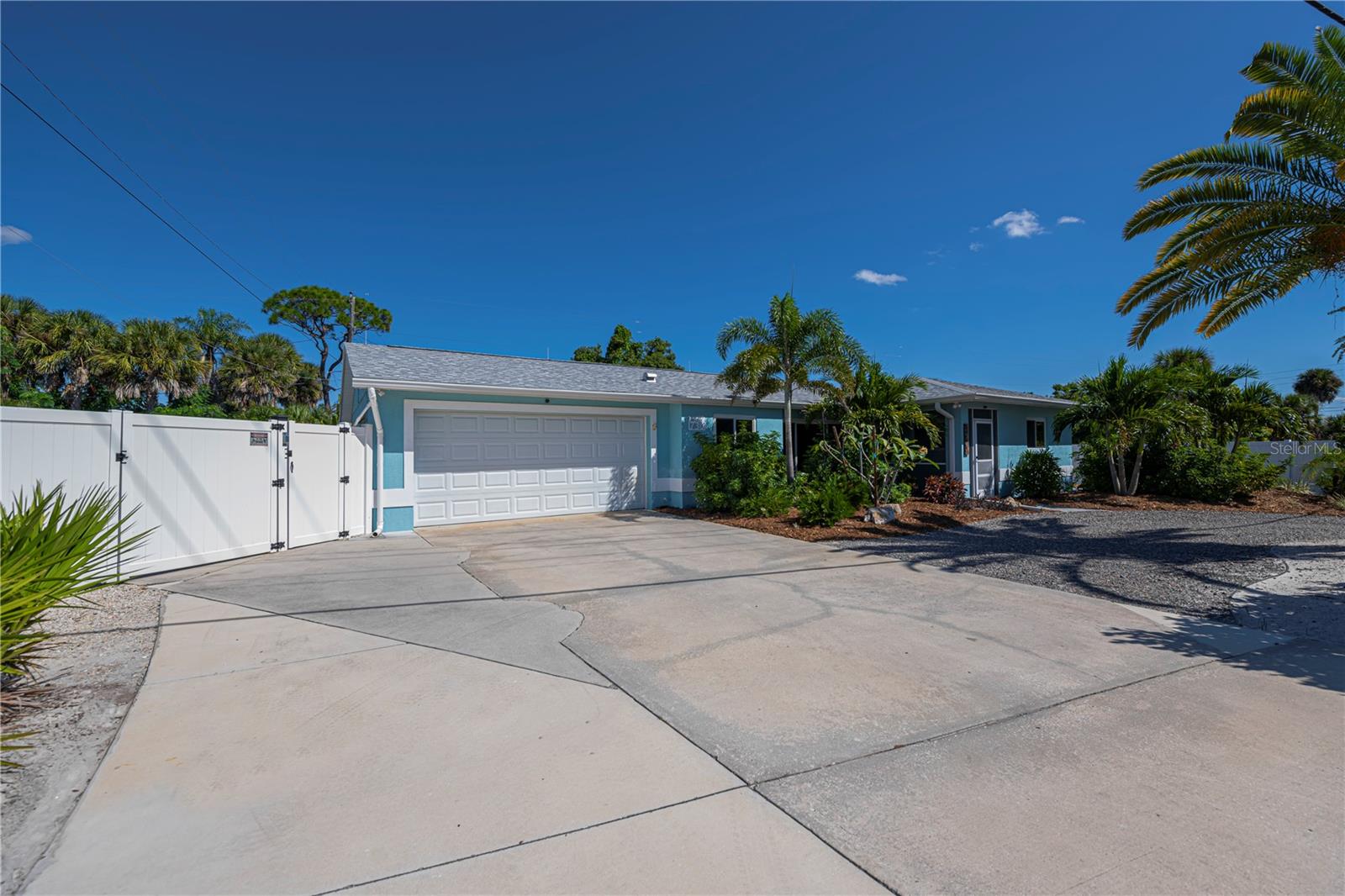 SOUTH VENICE - Residential