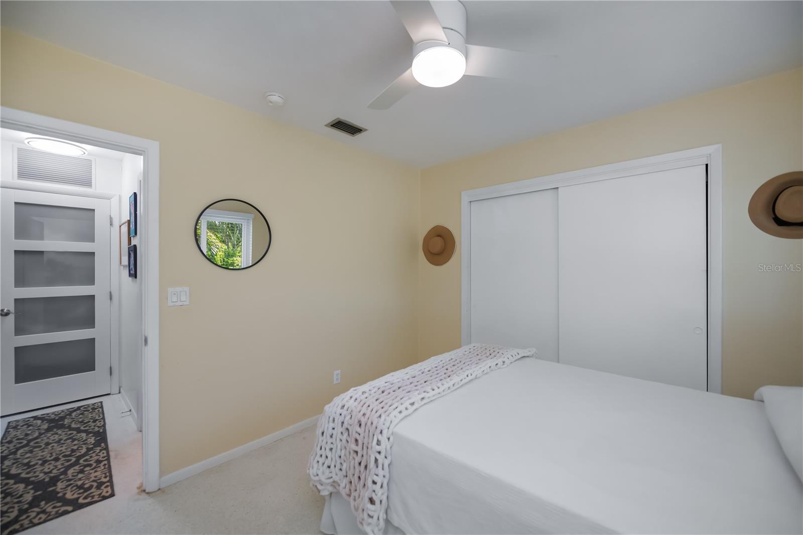 SOUTH VENICE - Residential