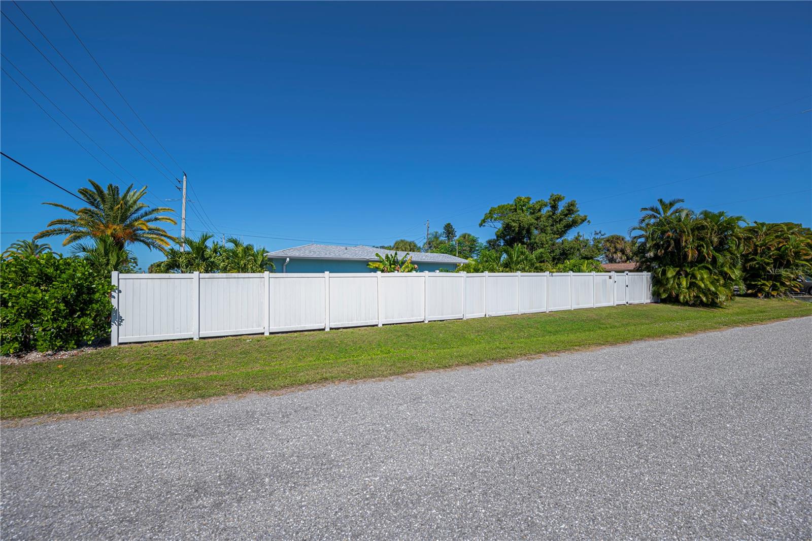 SOUTH VENICE - Residential