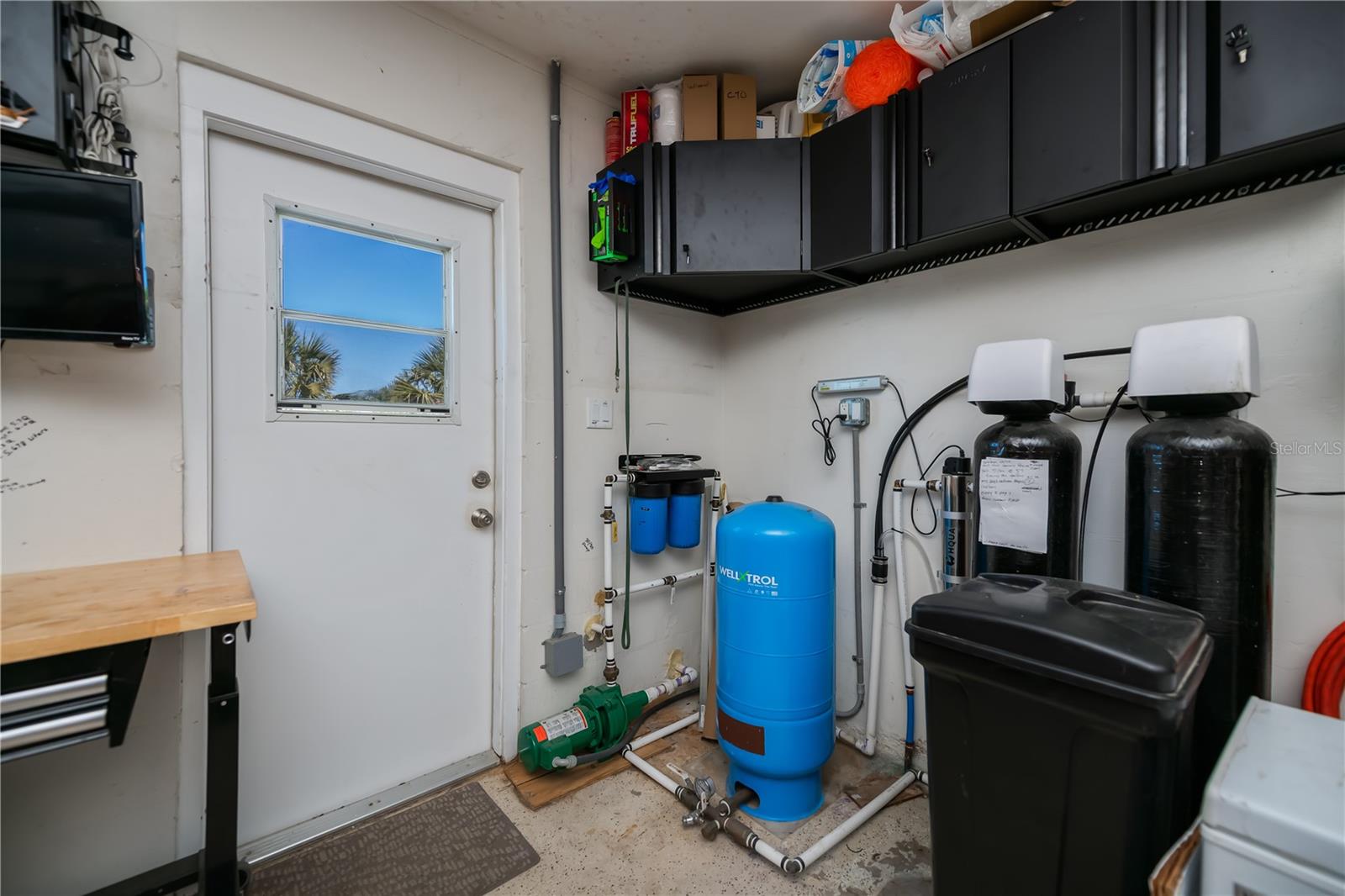 SOUTH VENICE - Residential