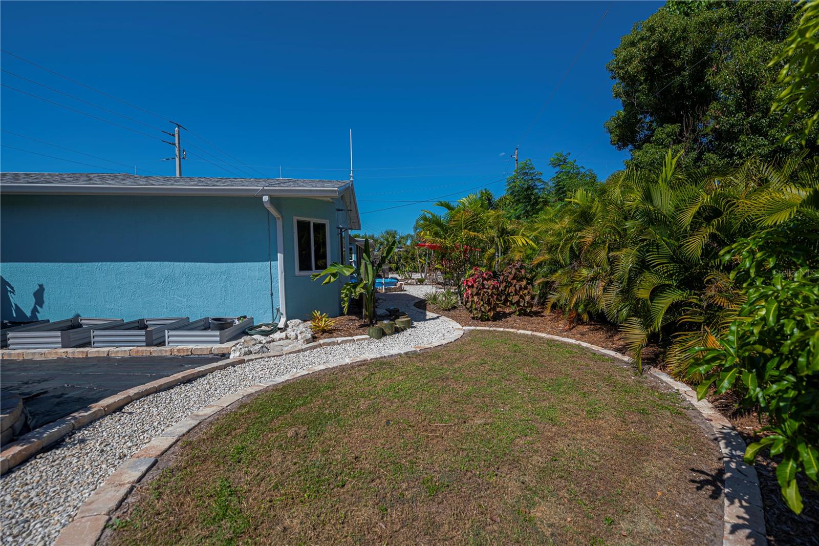 SOUTH VENICE - Residential