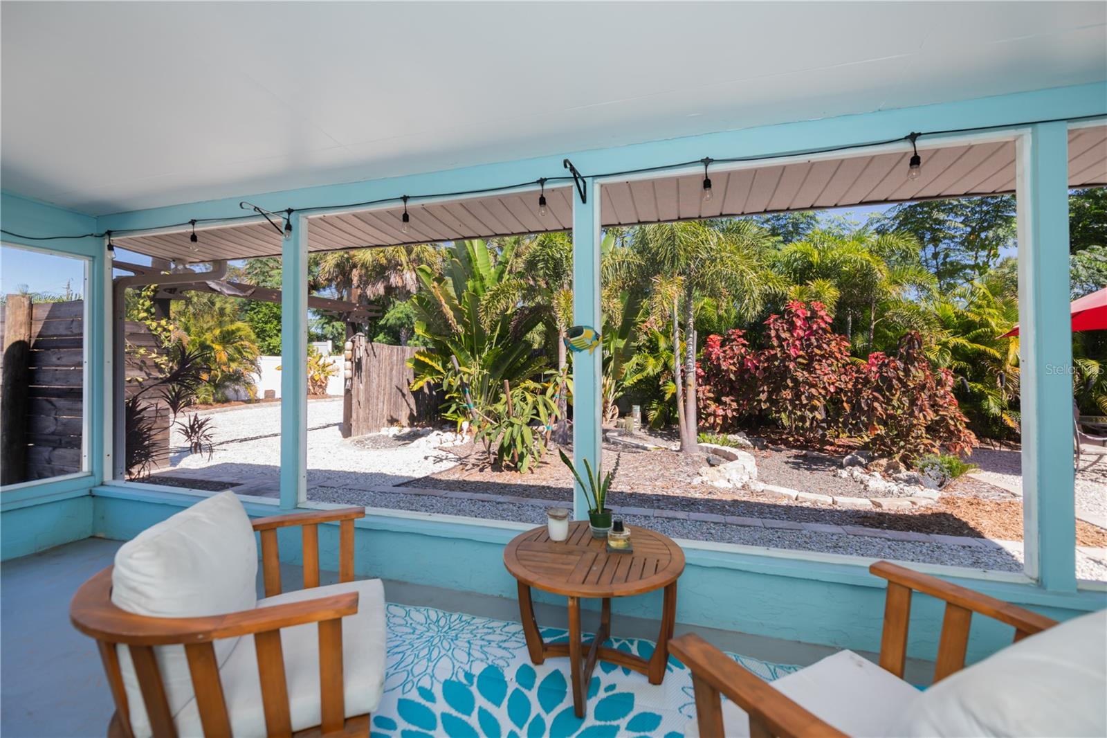 SOUTH VENICE - Residential