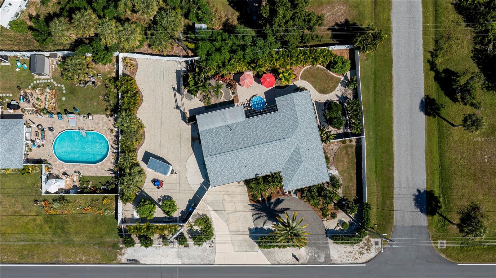 SOUTH VENICE - Residential