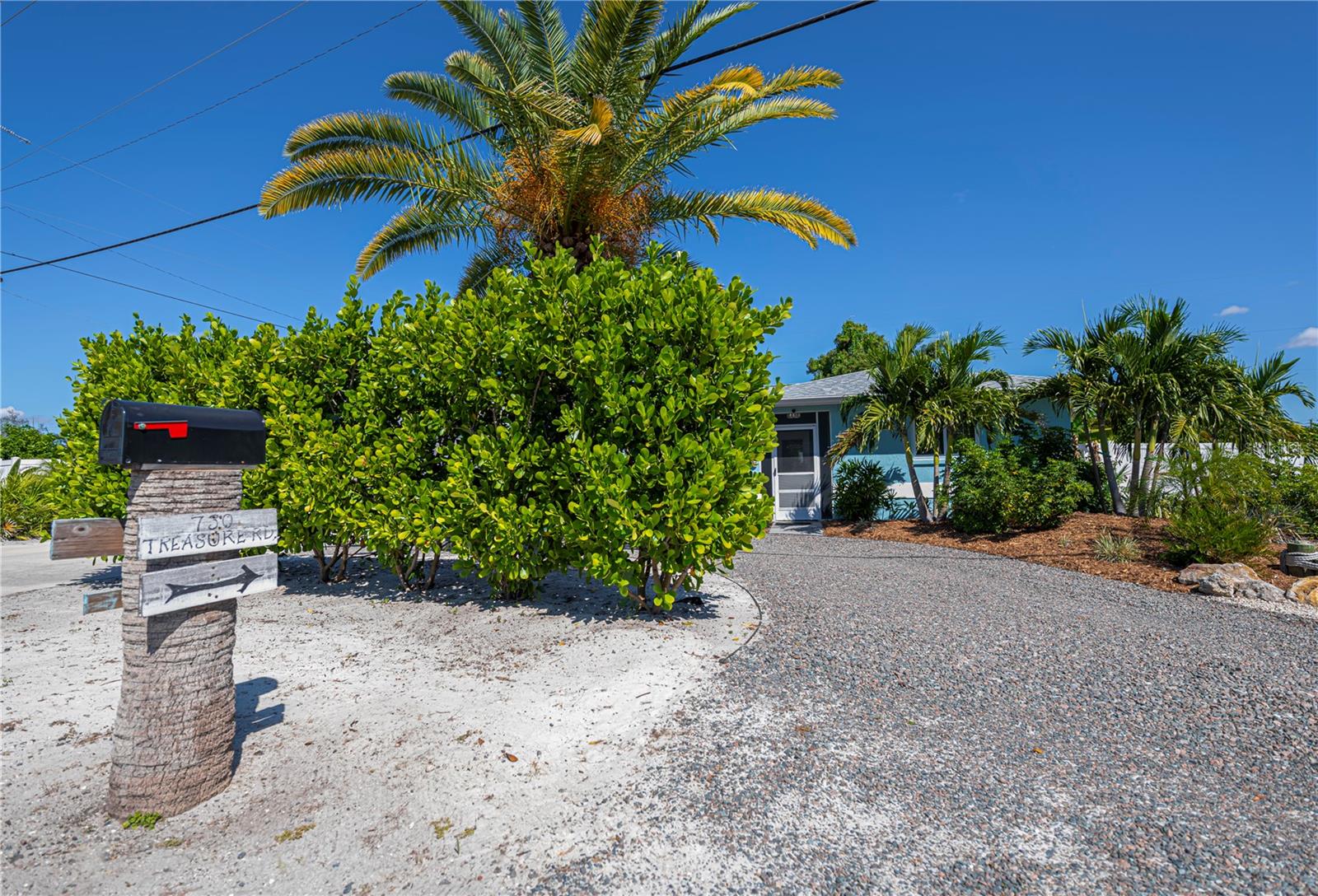 SOUTH VENICE - Residential