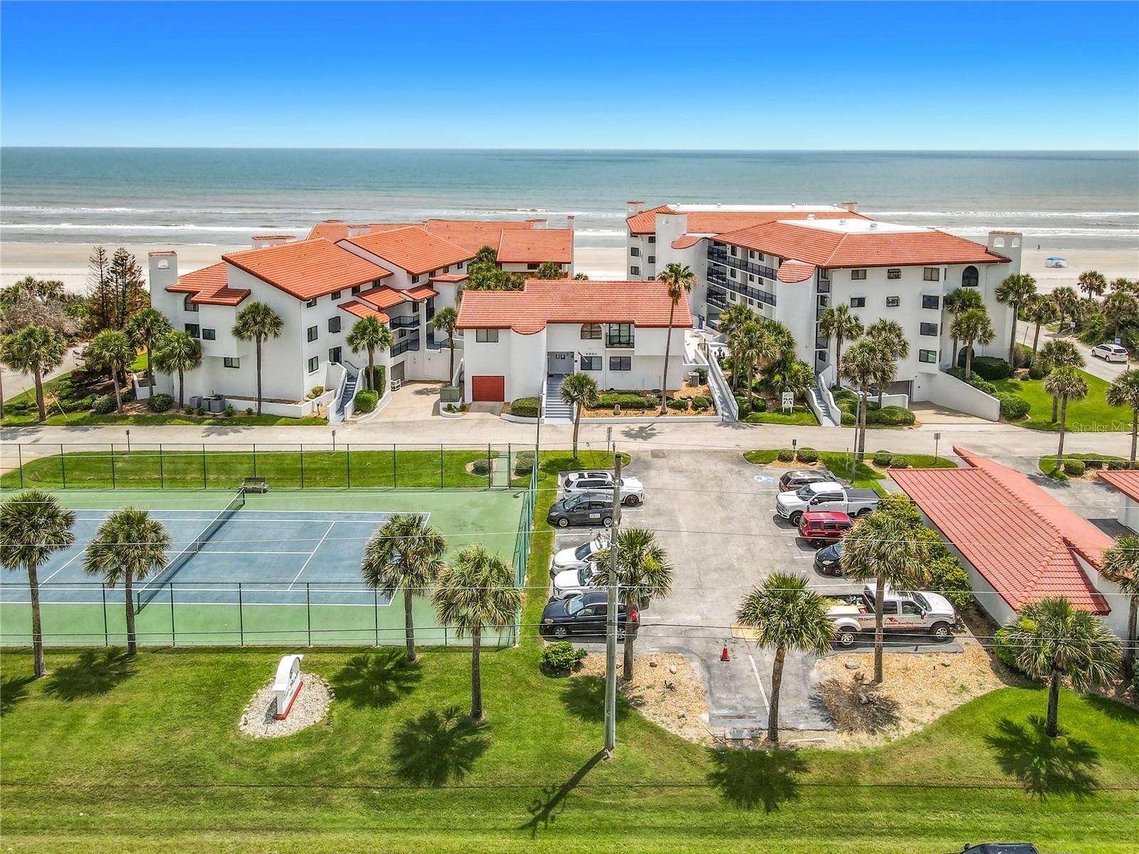 LAS BRISAS/CLUB OCEANIA CONDO PH 01 & 02 - Residential