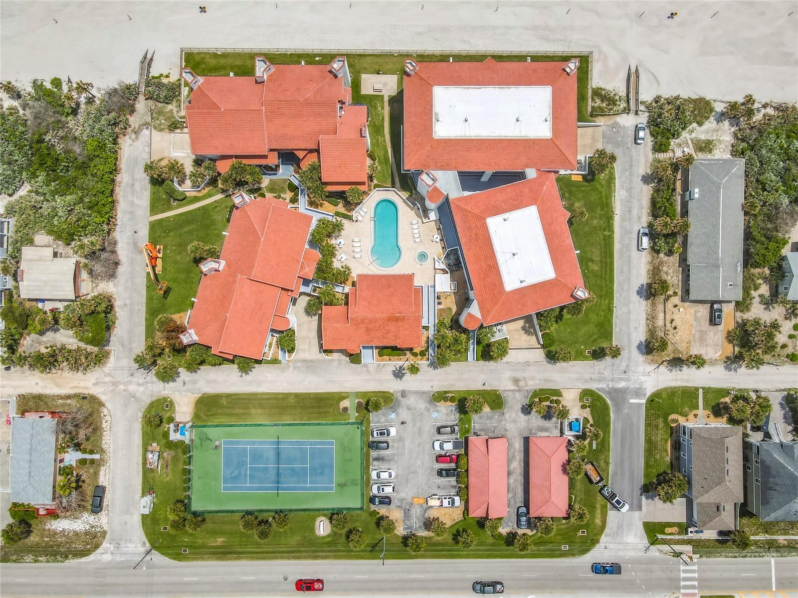 LAS BRISAS/CLUB OCEANIA CONDO PH 01 & 02 - Residential