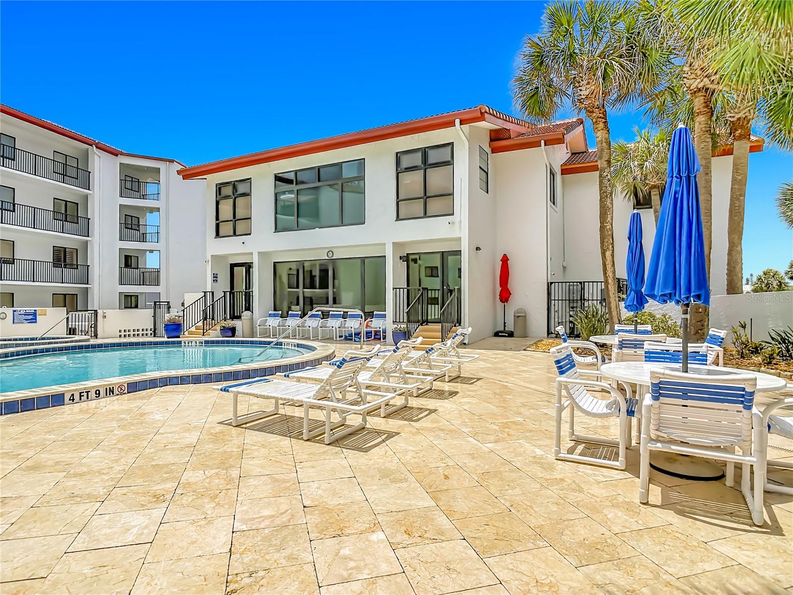 LAS BRISAS/CLUB OCEANIA CONDO PH 01 & 02 - Residential