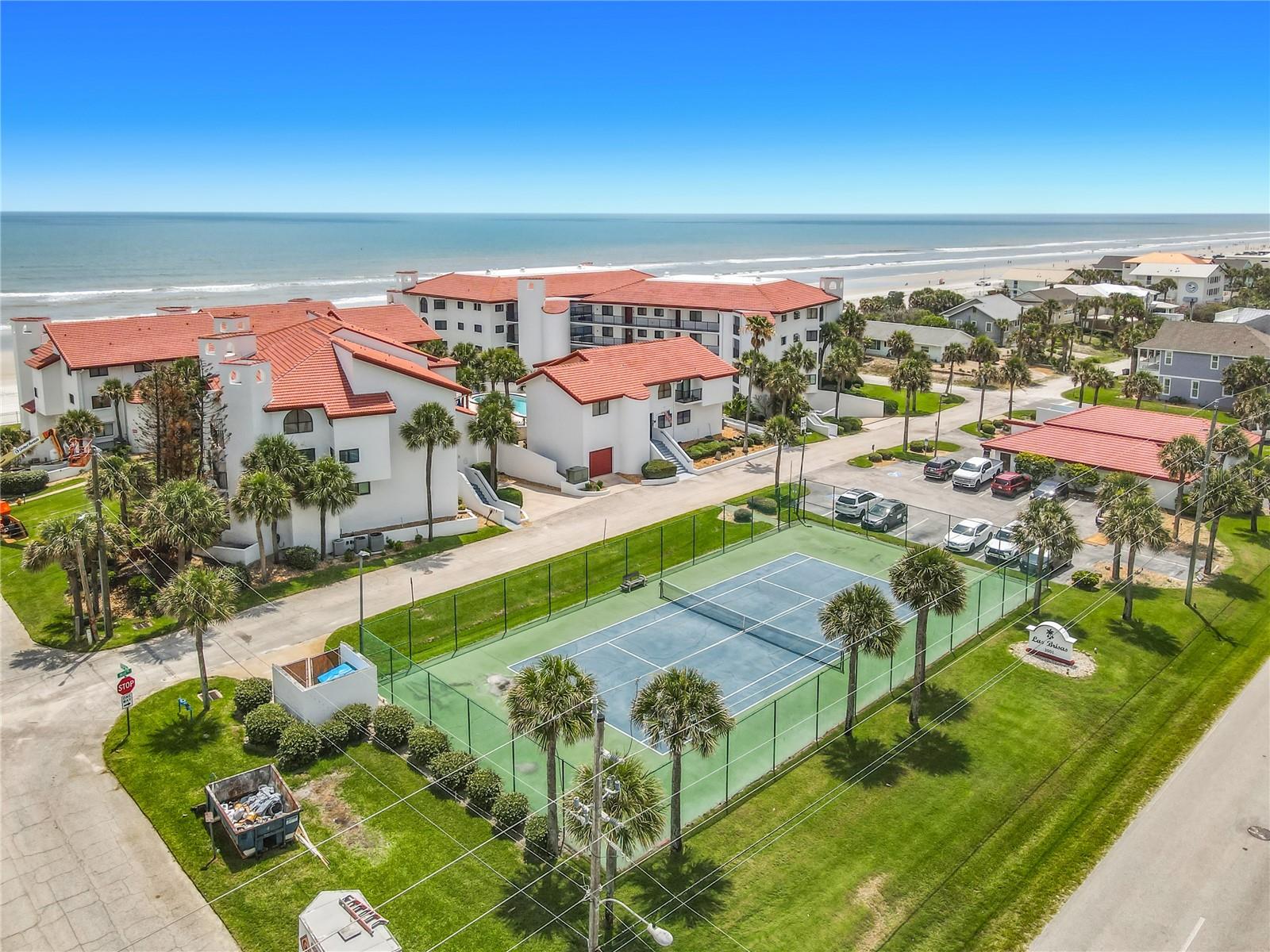 LAS BRISAS/CLUB OCEANIA CONDO PH 01 & 02 - Residential