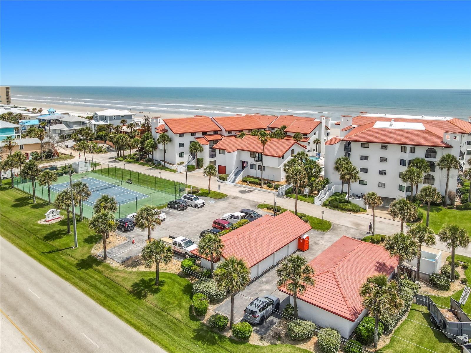 LAS BRISAS/CLUB OCEANIA CONDO PH 01 & 02 - Residential