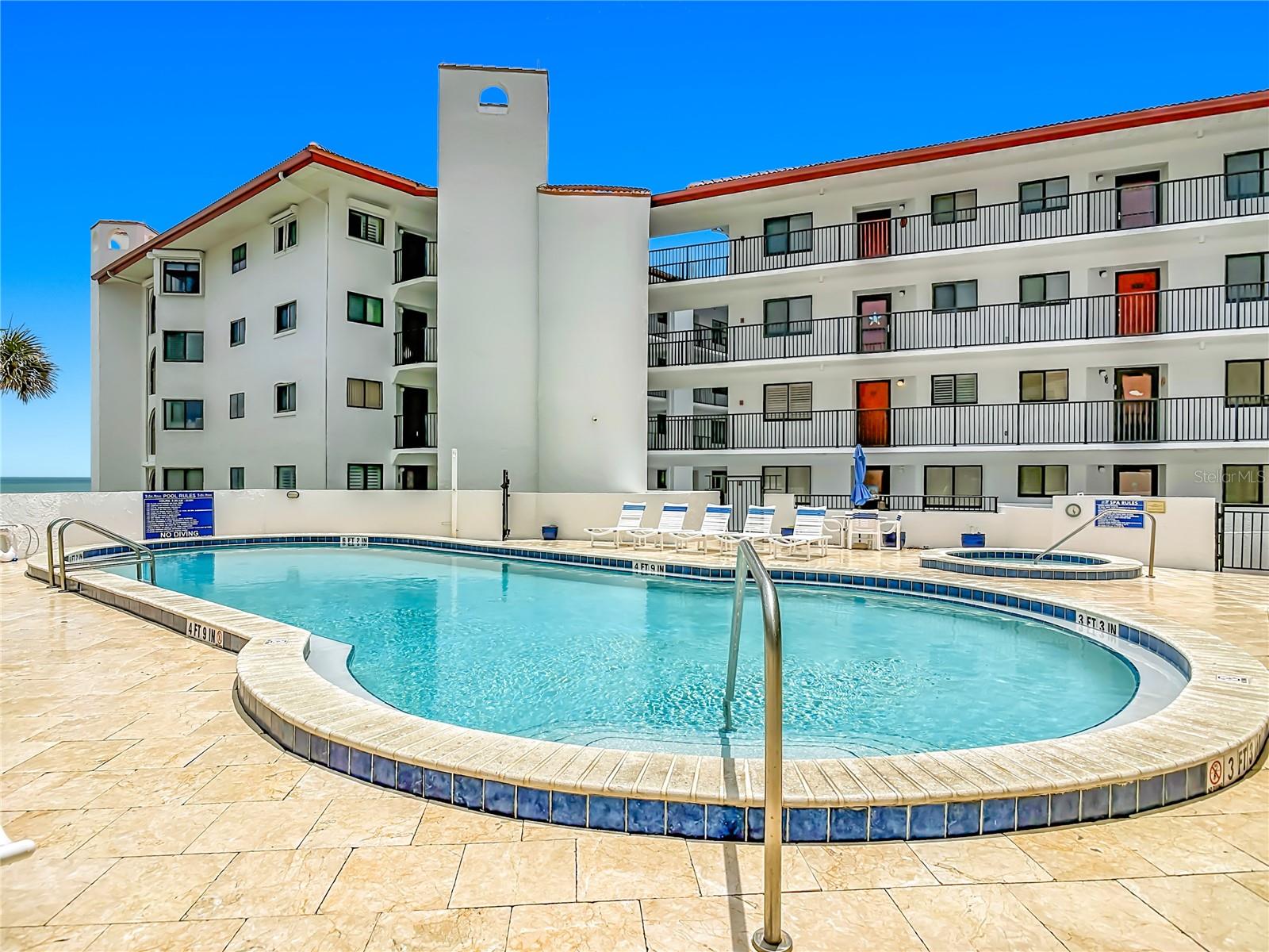 LAS BRISAS/CLUB OCEANIA CONDO PH 01 & 02 - Residential