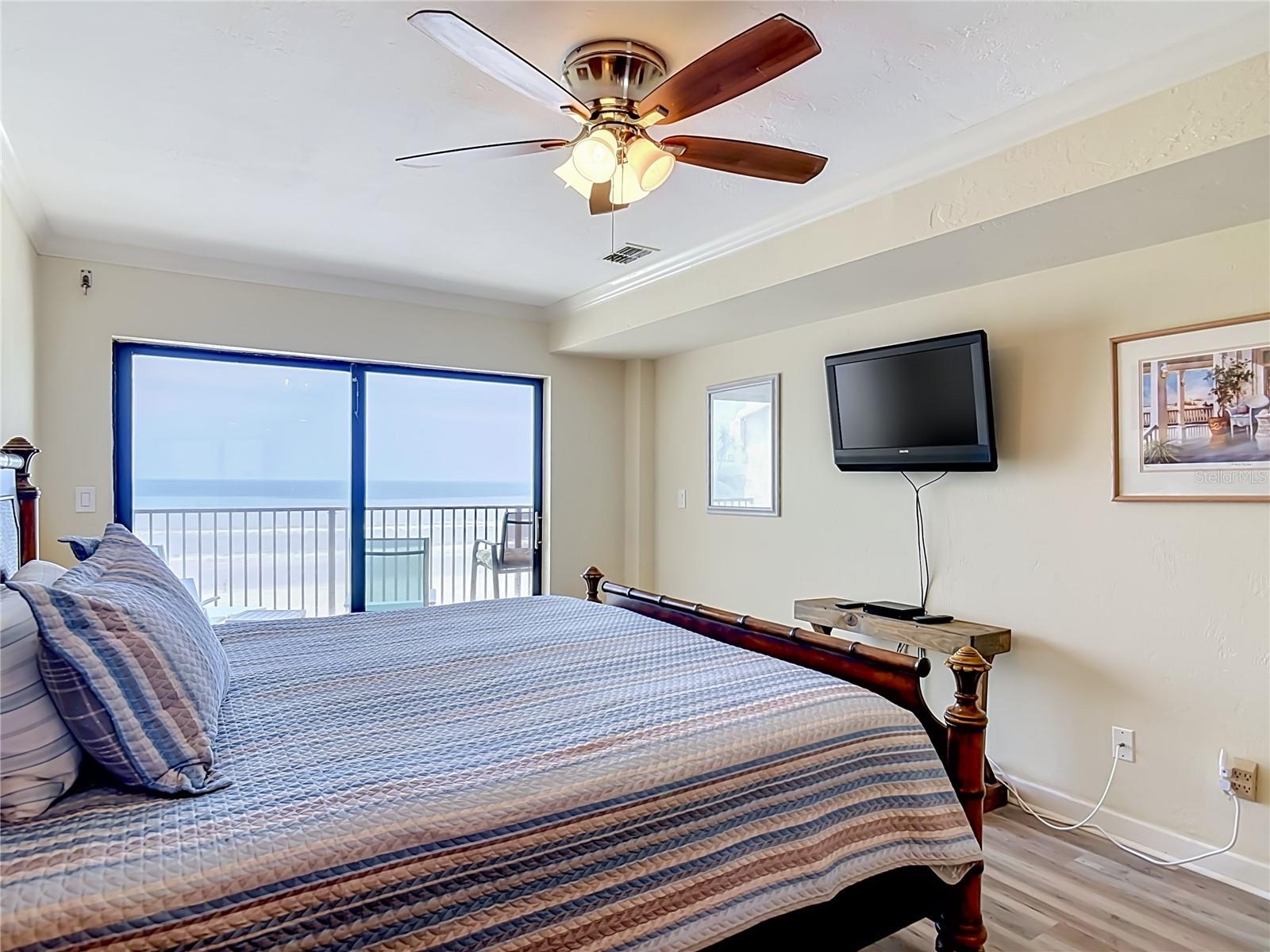 LAS BRISAS/CLUB OCEANIA CONDO PH 01 & 02 - Residential