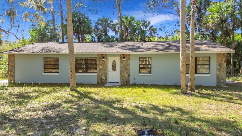 Photo of 416 N Hourglass Terrace, Crystal River, FL 34429 (MLS # OM731967)