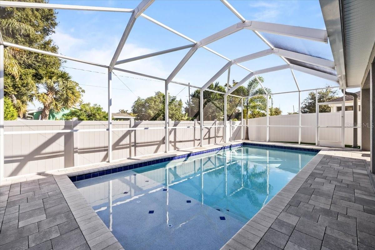 GLEN COVE - Residential