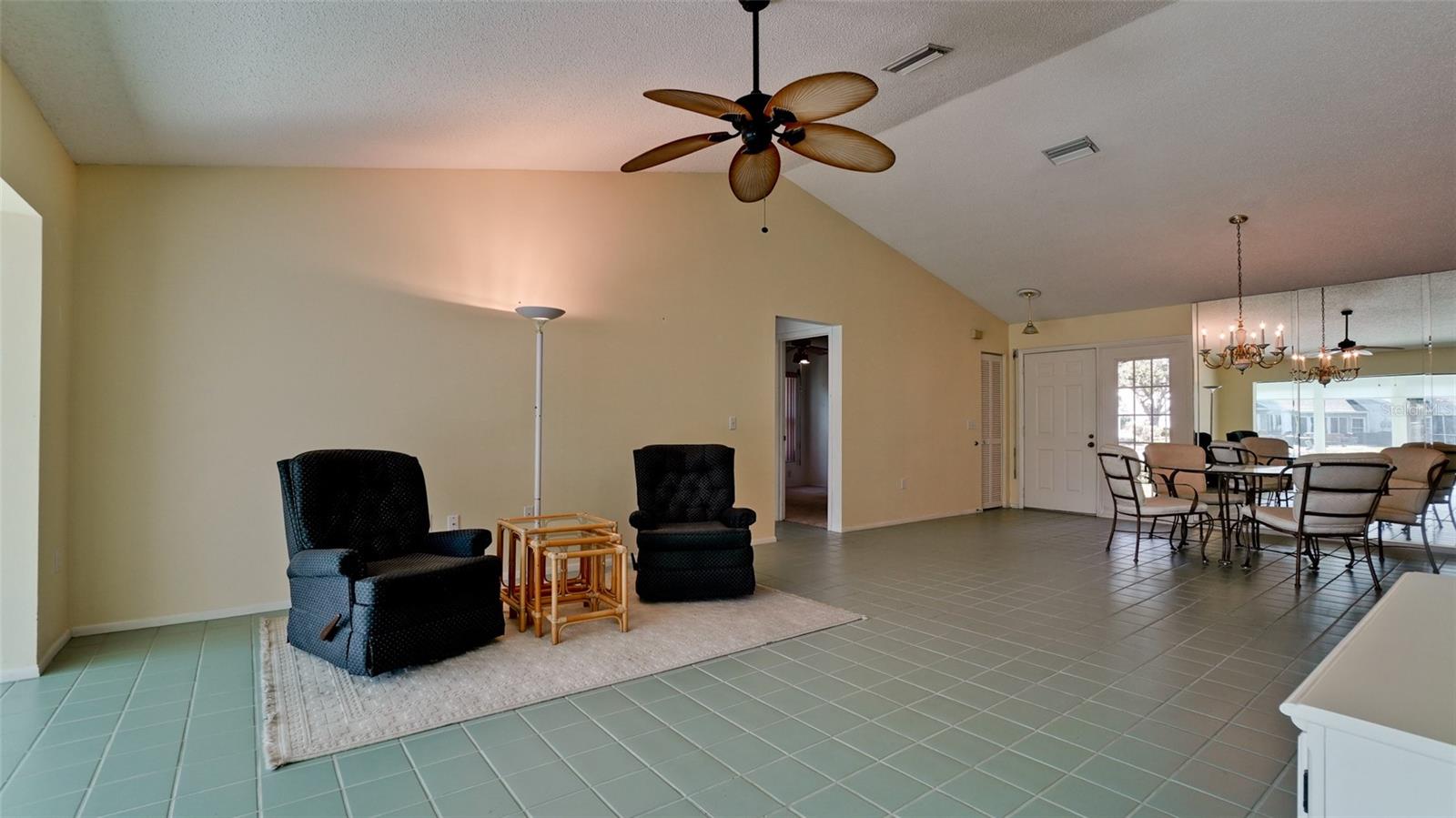 FIVE LAKES 1 & 1C - Residential