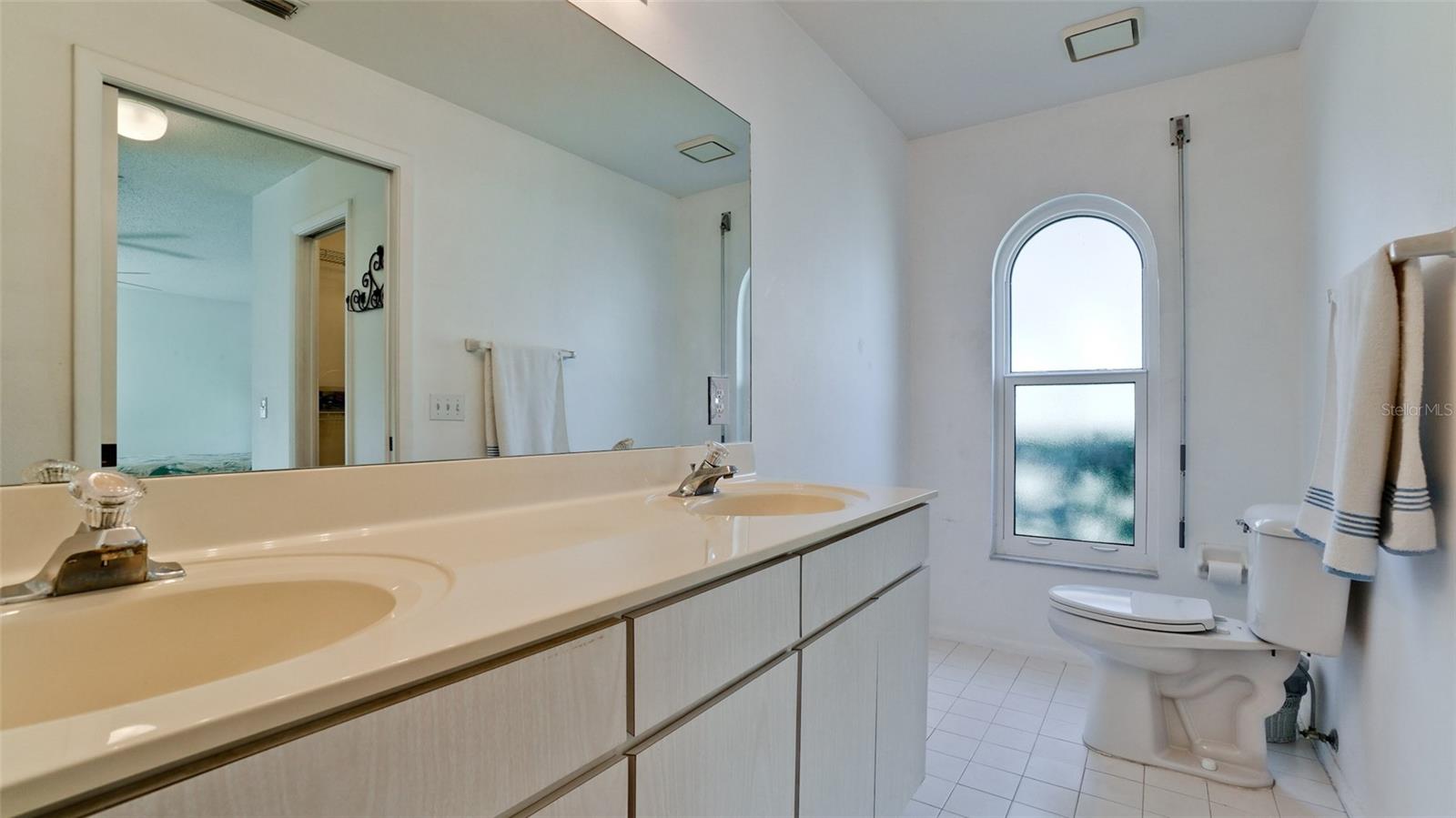 FIVE LAKES 1 & 1C - Residential