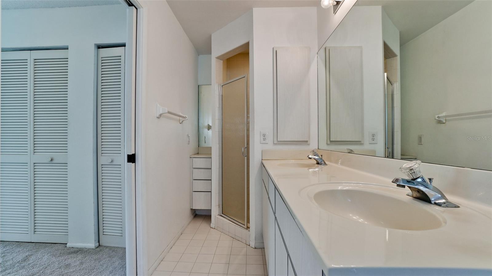 FIVE LAKES 1 & 1C - Residential